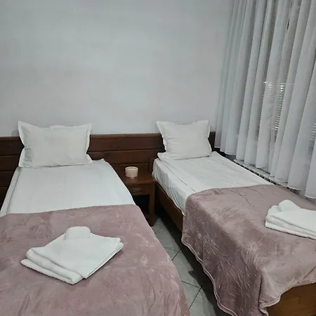 Apartment Gondola Peak